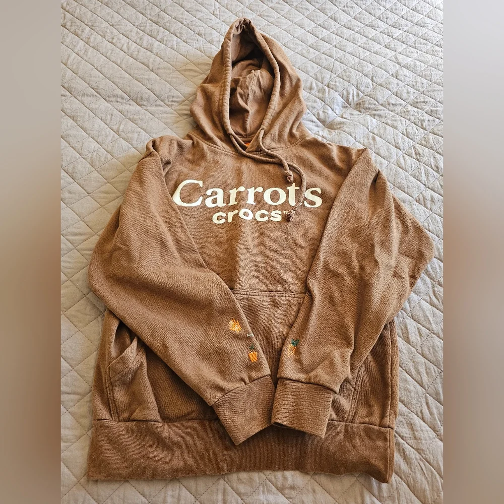 Carrots x Crocs Anwar Carrots Embroidered Print Mild Brown Hoodie‎ Sz M